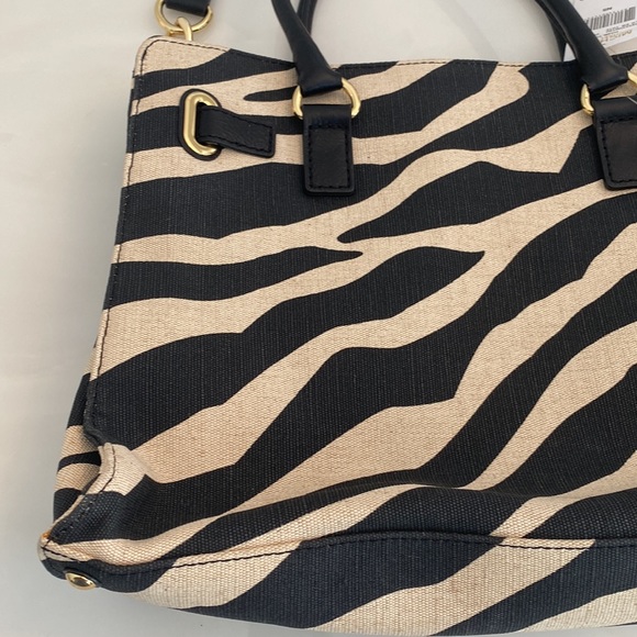NWT Michael Kors Hamilton zebra large tote. - Picture 7 of 16